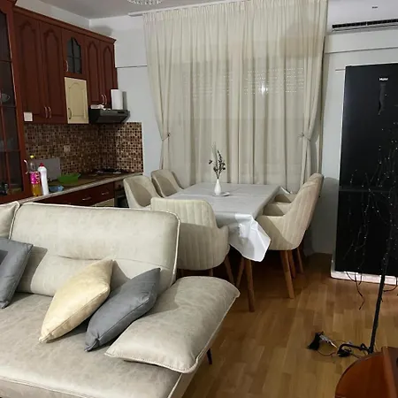 Διαμέρισμα Apartament Golem *